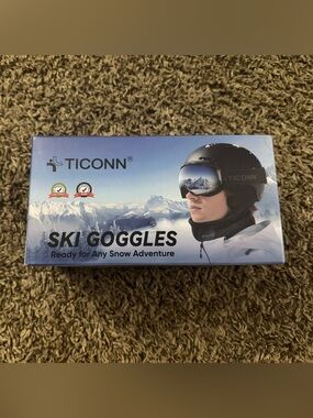 Ski Goggles with Silver Mirror Lens